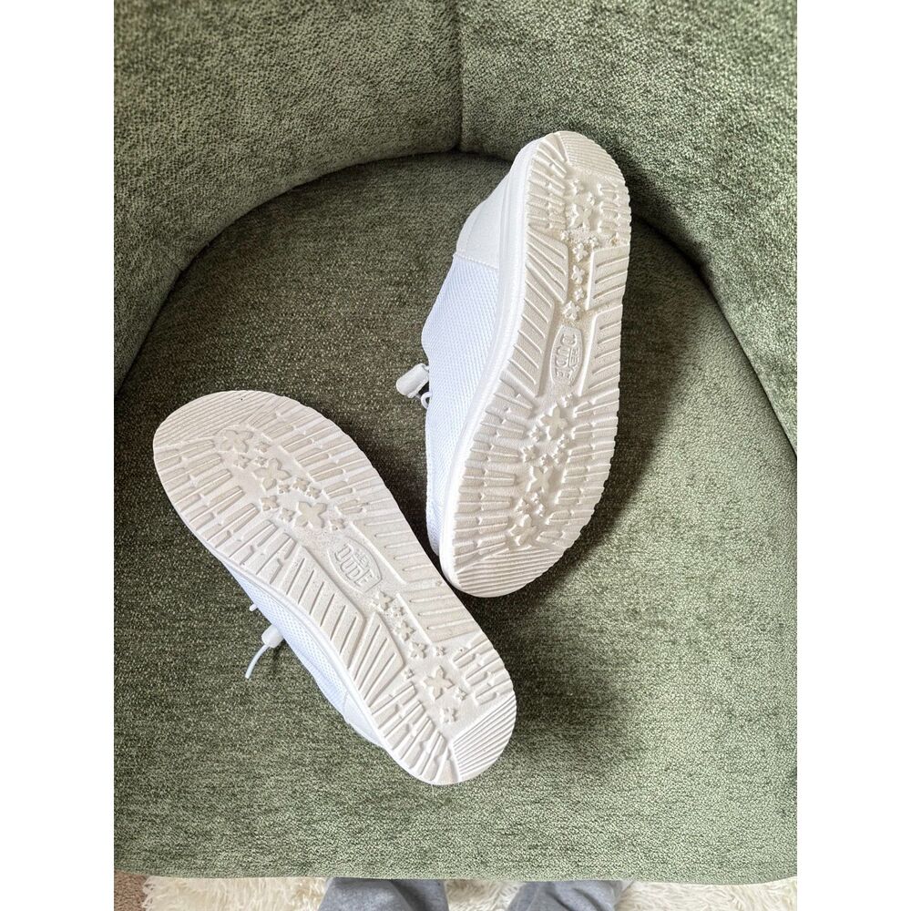 HEY DUDE Wendy All White Canvas Slip On Boat Shoes Women's Size 8